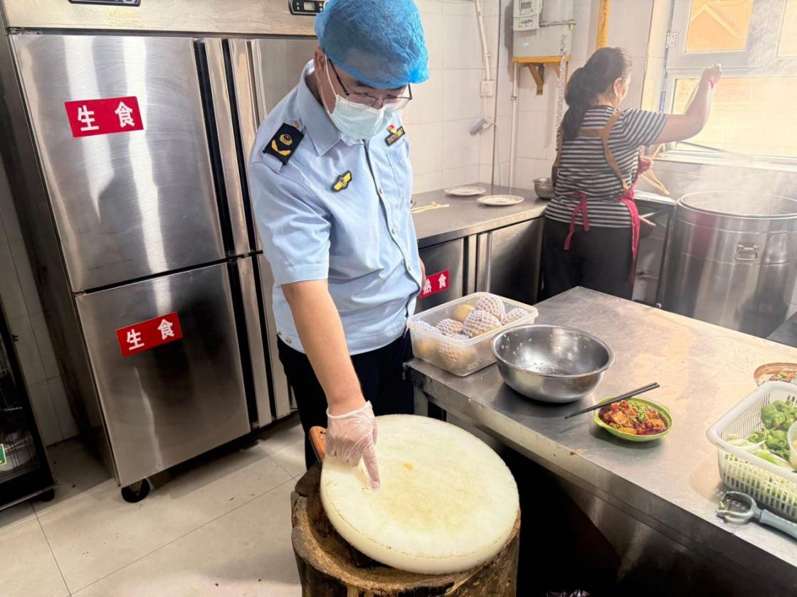 老年助餐1.png 老年助餐1.png